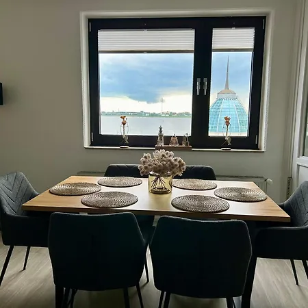 Gemuetliche Ferienwohnung Im Stadtzentrum Mit Wundervollem Blick Bremerhaven Exterior photo
