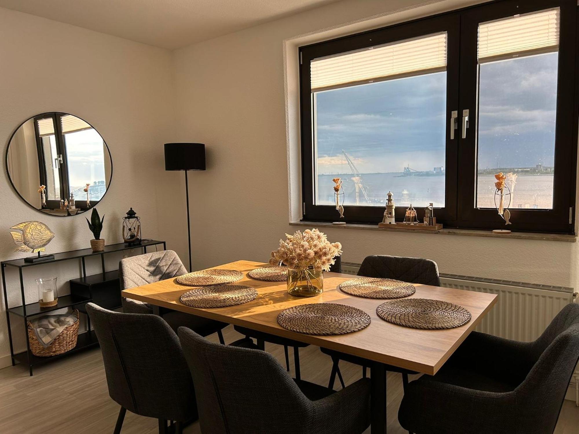 Apartment Gemuetliche Im Stadtzentrum Mit Wundervollem Blick Bremerhaven